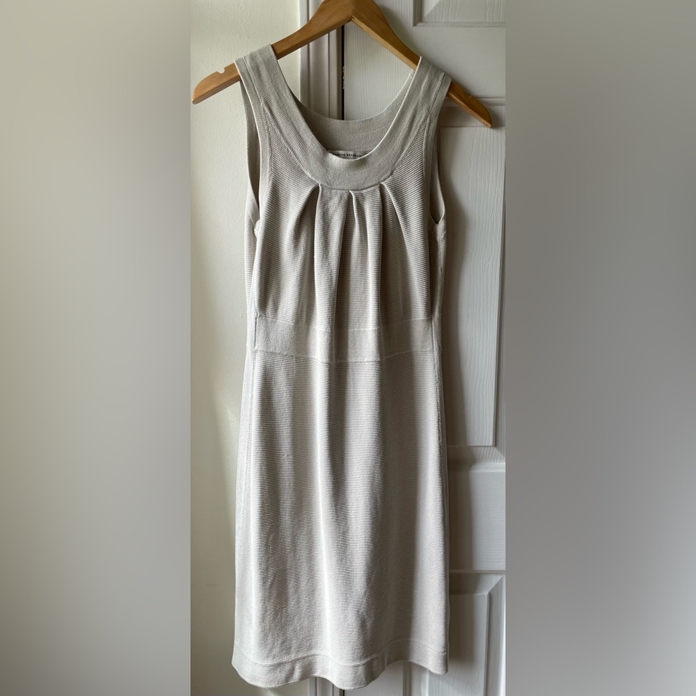 Banana Republic bodycon dress, Size S, EUC